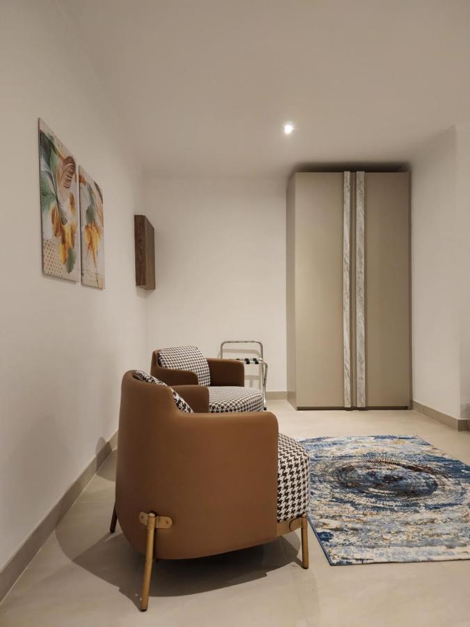 Imperial Suites Hotel Manama Exterior photo